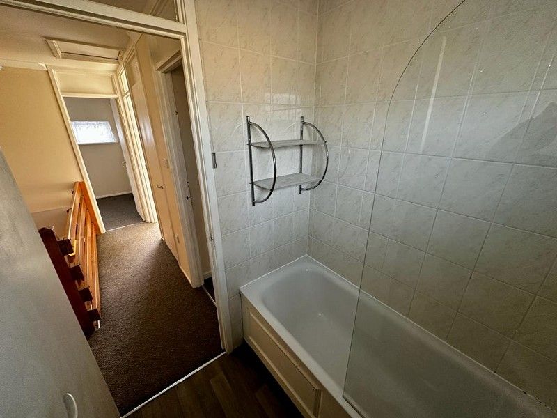 Property photo 3 of 16 2694-Pra12094-11-Raw