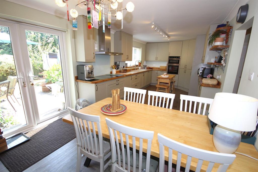 Property photo 3 of 21 Img_1759.Jpg