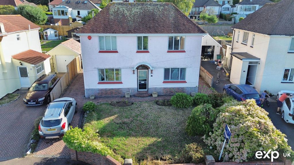 Property photo 1 of 25