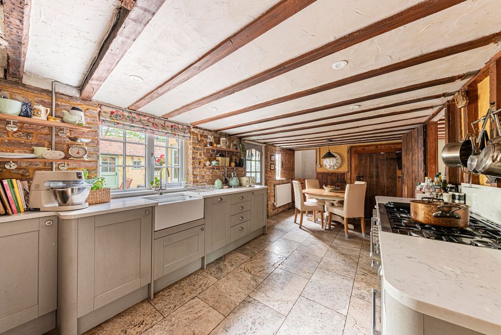 Property photo 1 of 36 Kitchen Dining Room (1)