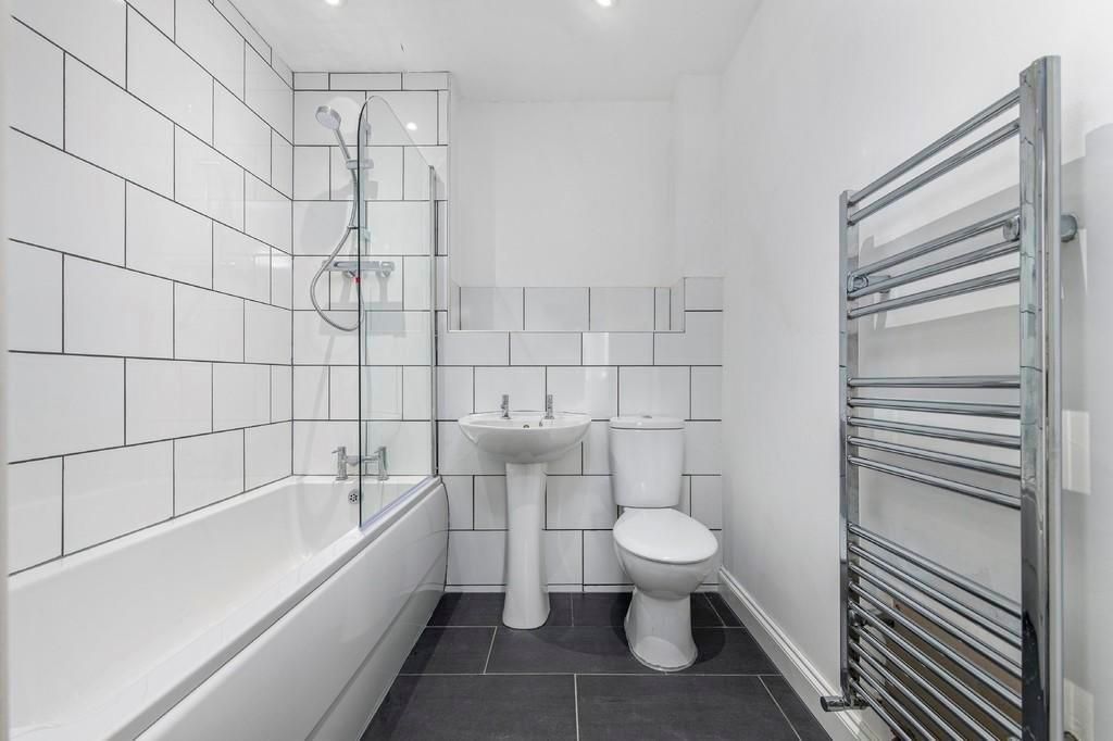 Property photo 3 of 10 Df5.Jpg