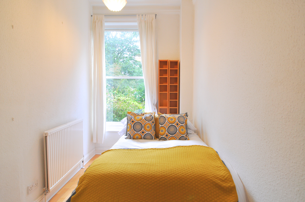 Property photo 3 of 6 Gallery