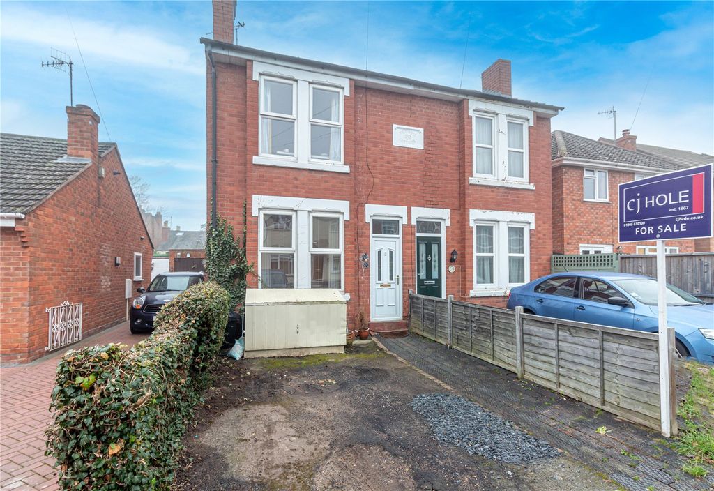 2 bed semi-detached house for sale Barbourne