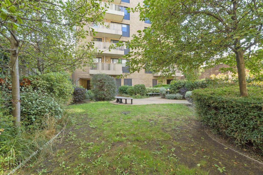 Property photo 3 of 8