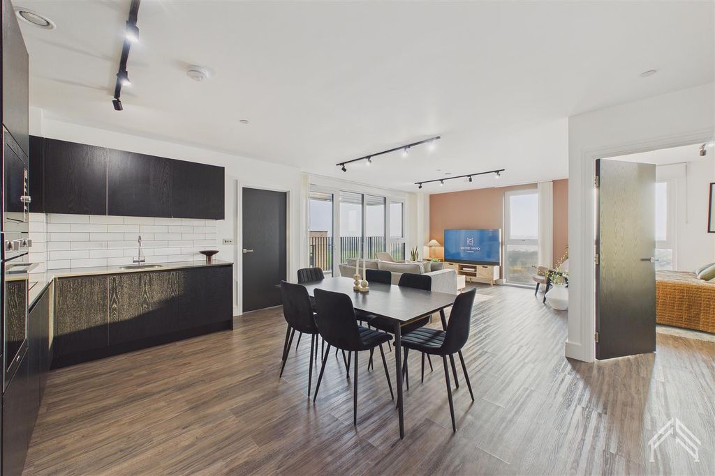 Property photo 2 of 20 6.Jpg