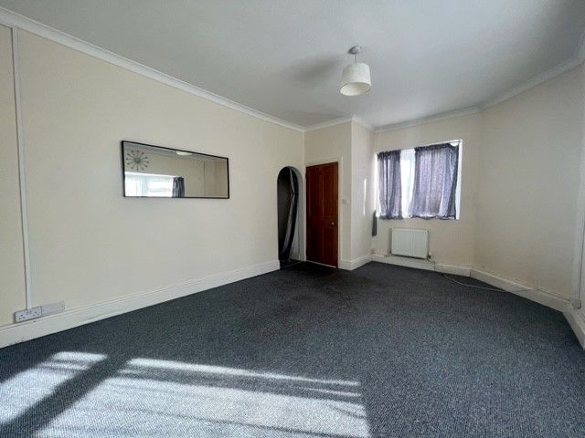 Property photo 2 of 8 2