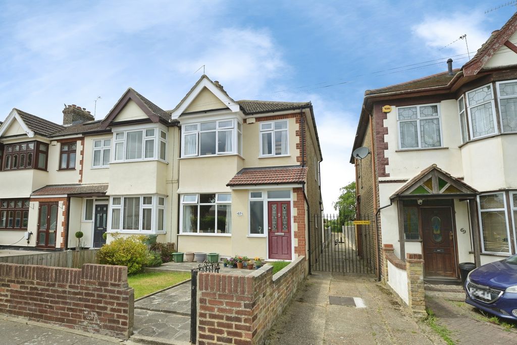 Property photo 1 of 15 Pbox-Img.Jpg