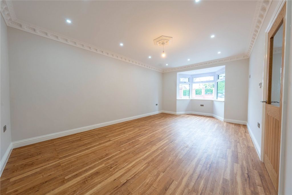 Property photo 2 of 31 Picture No. 01