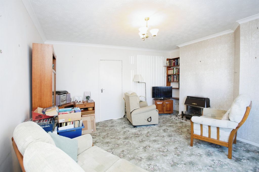 Property photo 3 of 20