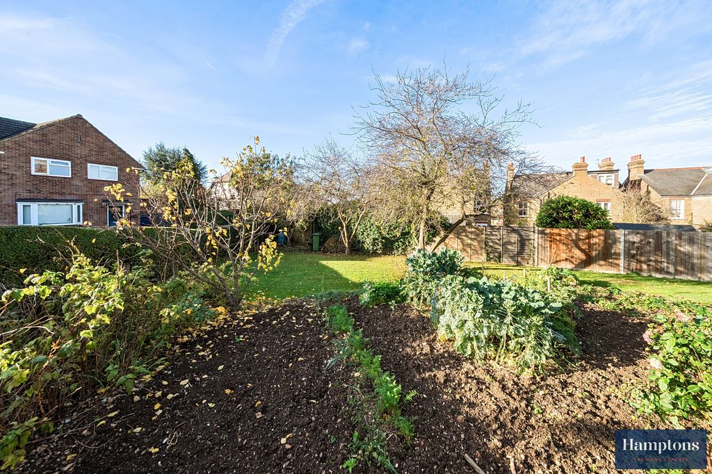 Property photo 3 of 14