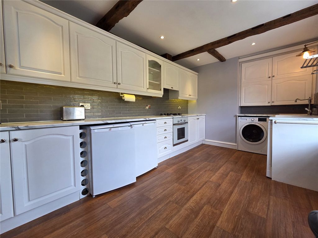 Property photo 2 of 17 Picture No. 07