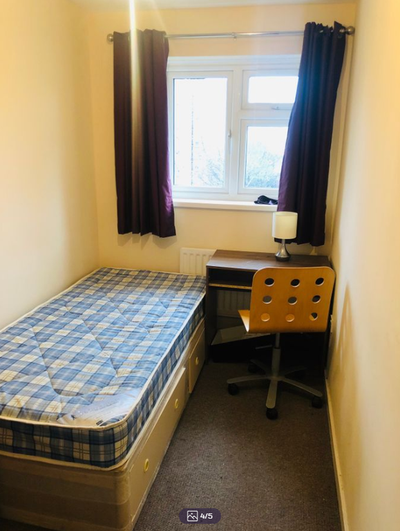 Property photo 2 of 5