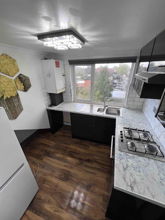Property photo 2 of 18 Gallery