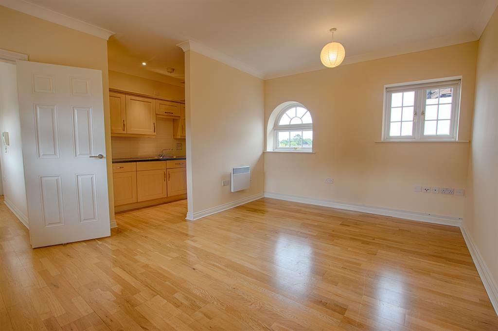 Property photo 3 of 10 Picture 3