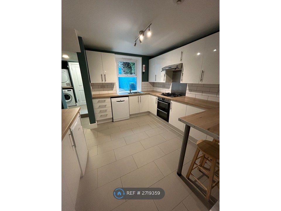 Property photo 1 of 35 Kitchen