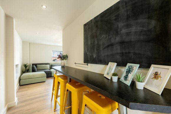 Property photo 3 of 6 878A2633-Hdr.Jpg