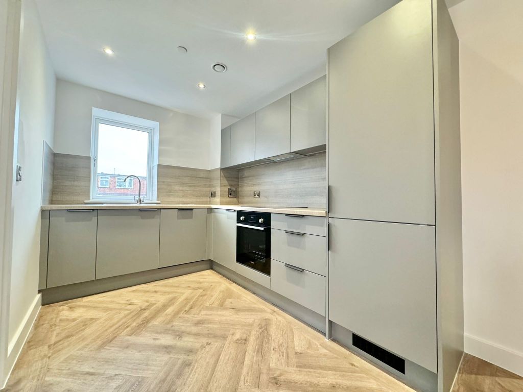 Property photo 2 of 13 9