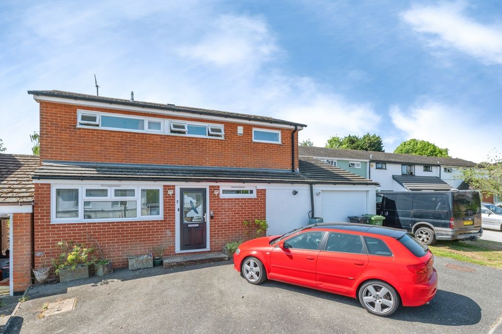 Property photo 1 of 26 Pbox-Img.Jpg