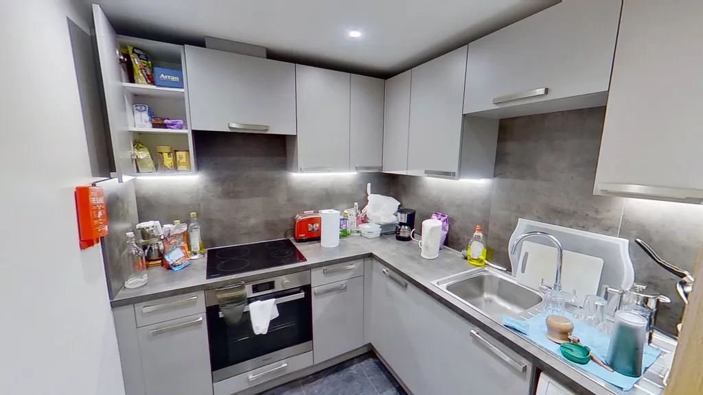 Apartment in Nottingham, The Park - View 6