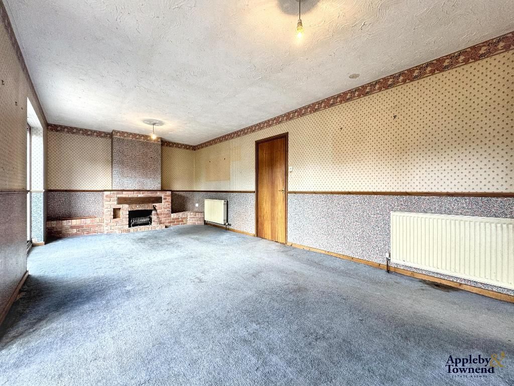 Property photo 3 of 33