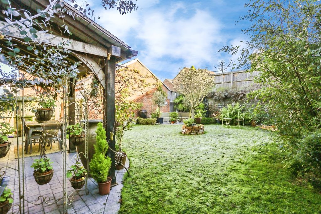 Property photo 3 of 15 Pbox-Img.Jpg