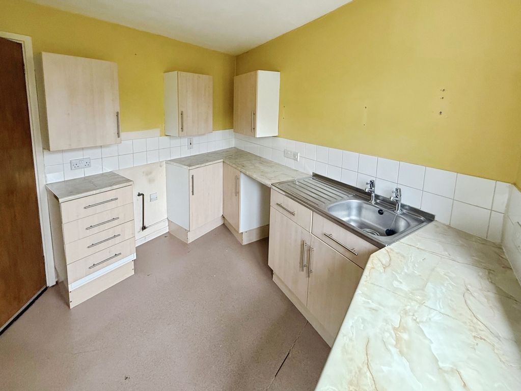 Property photo 3 of 7 Gallery