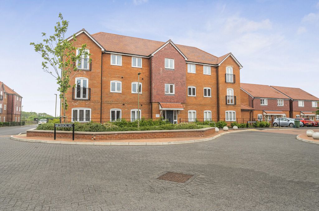 Property photo 1 of 10 1458890-19-6A06Ec...