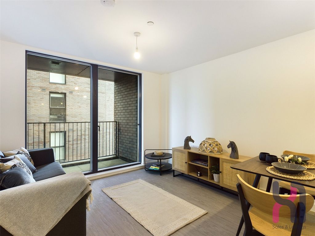 Property photo 1 of 10 Picture No. 04