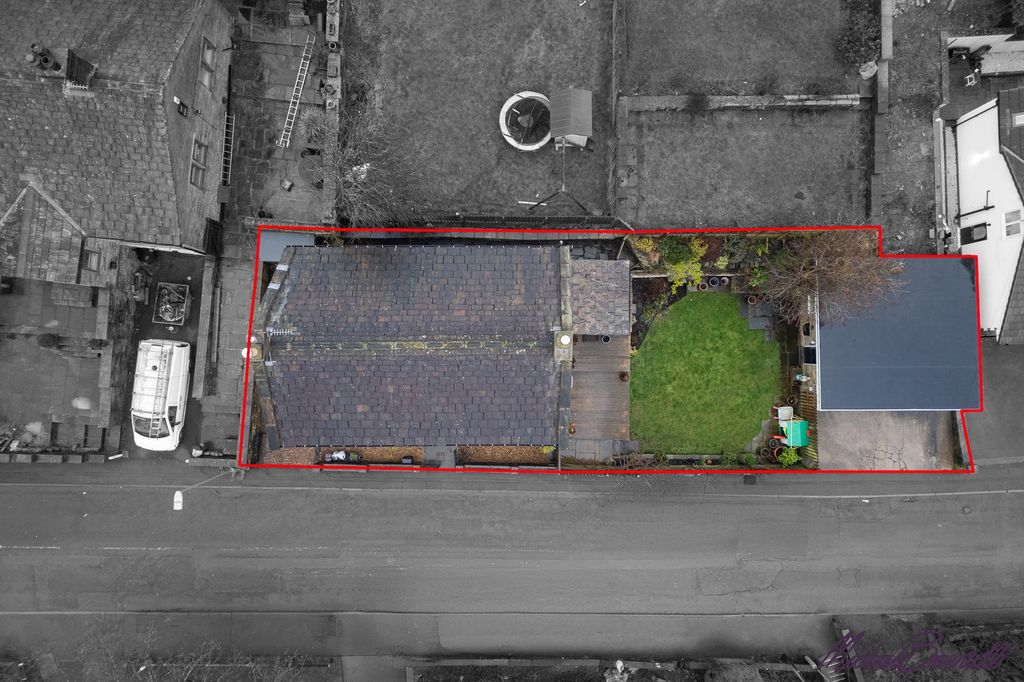 Property photo 2 of 44