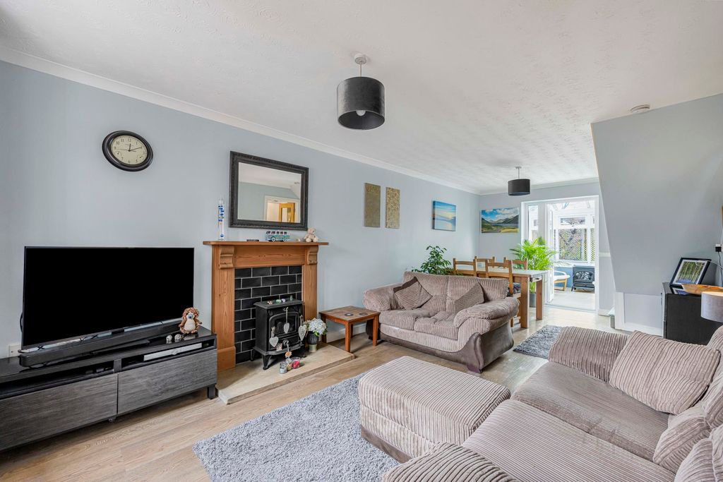 Property photo 2 of 24 20_71072.Jpg