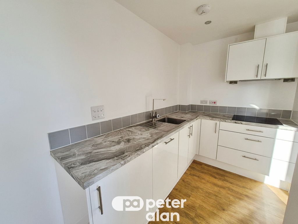 Property photo 2 of 9 Image