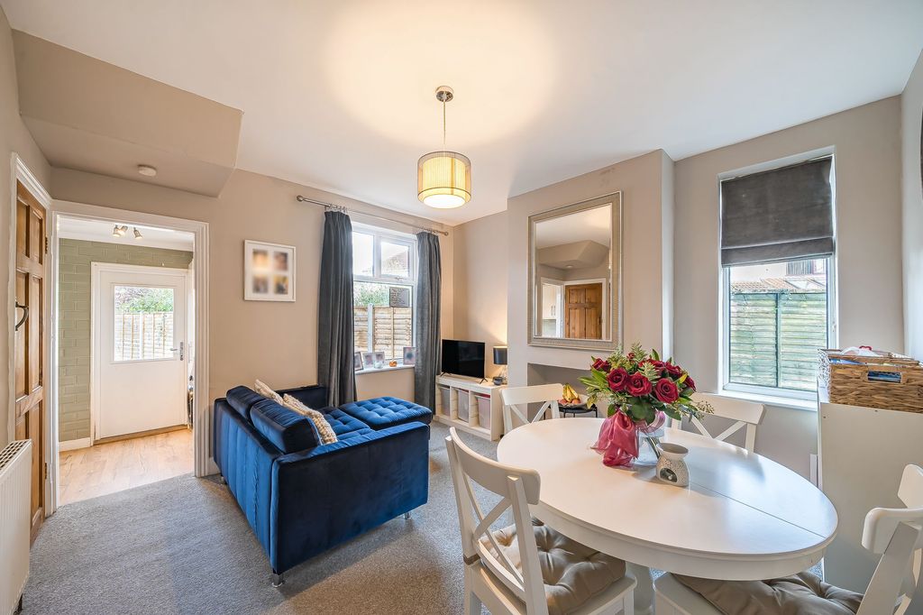 Property photo 2 of 15