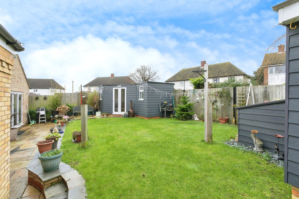 Property photo 2 of 4