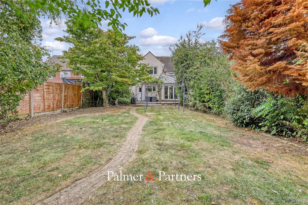 Property photo 2 of 43 Picture No. 13