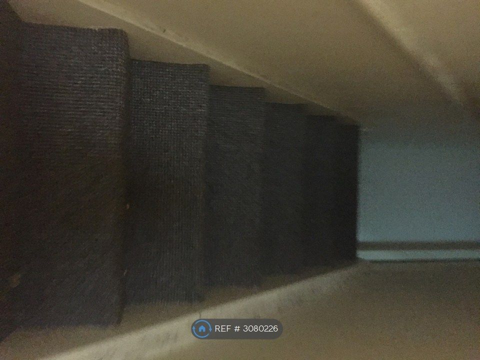 Property photo 3 of 16 Stairs To 1st Floor