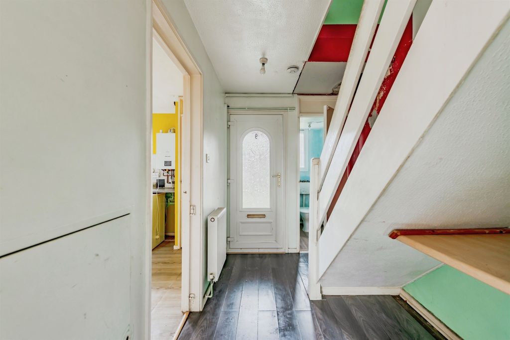 Property photo 2 of 17