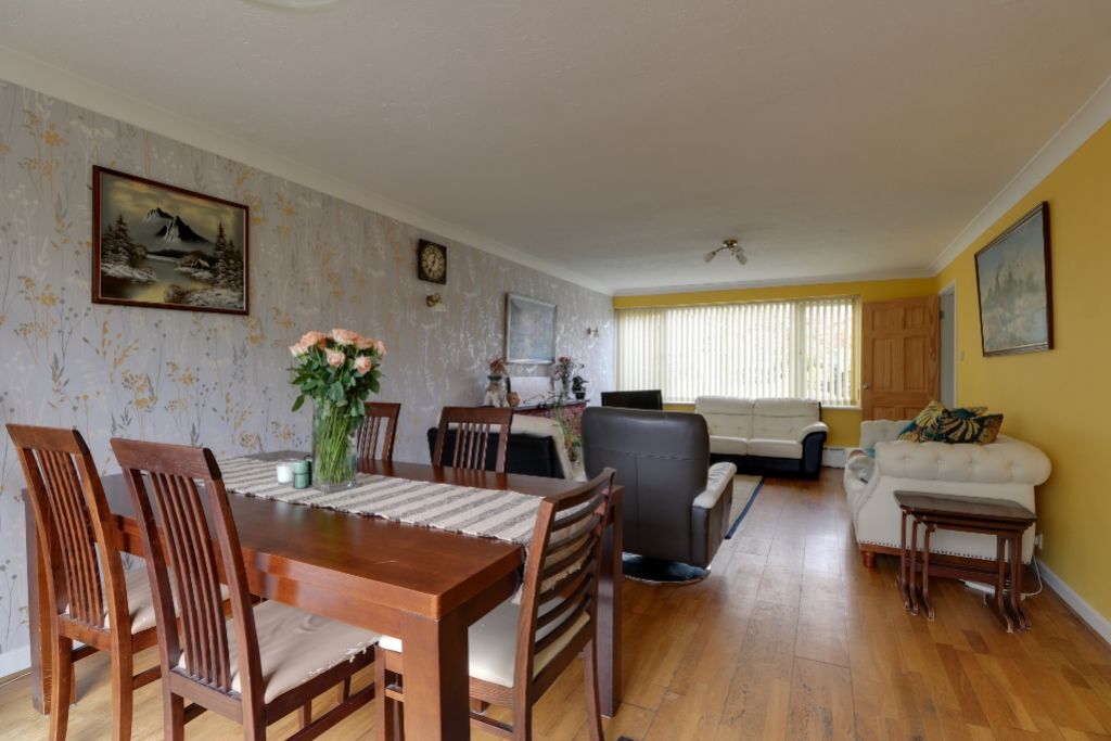 Property photo 3 of 15 Lounge Diner