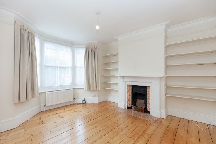 Property photo 2 of 9 206605