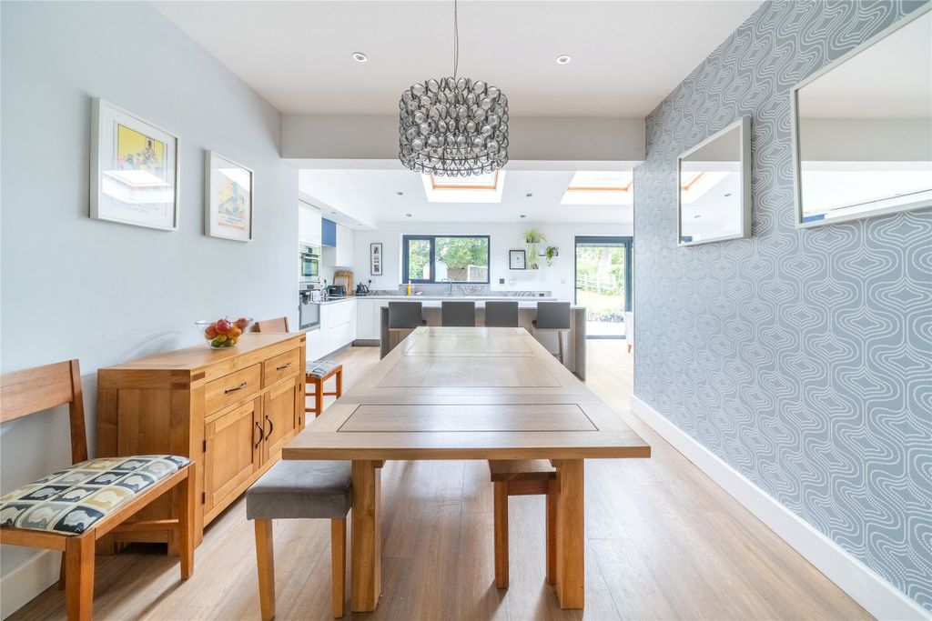 Property photo 3 of 35 Picture No. 44