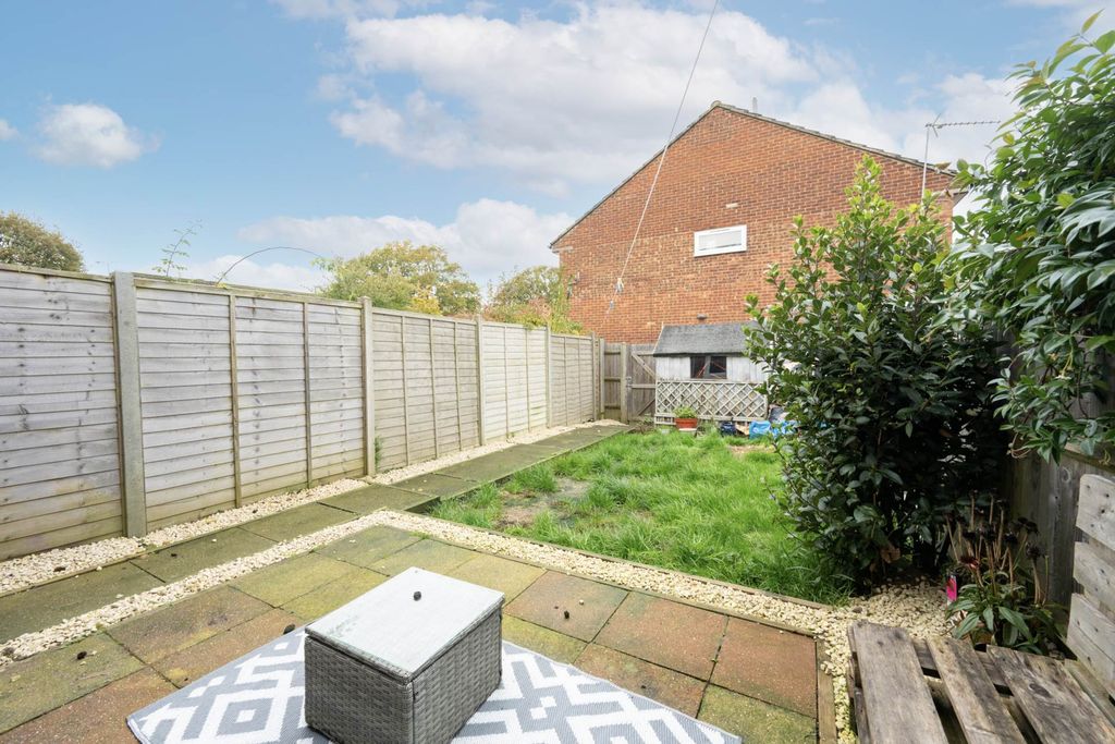 Property photo 2 of 12