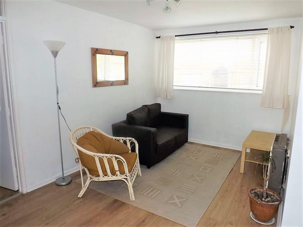 Property photo 3 of 5 Iazhaqjzqvycc30Zkd946Bv9Ls4.Jpg