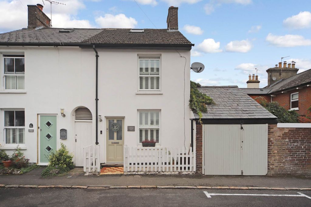 Property photo 1 of 34