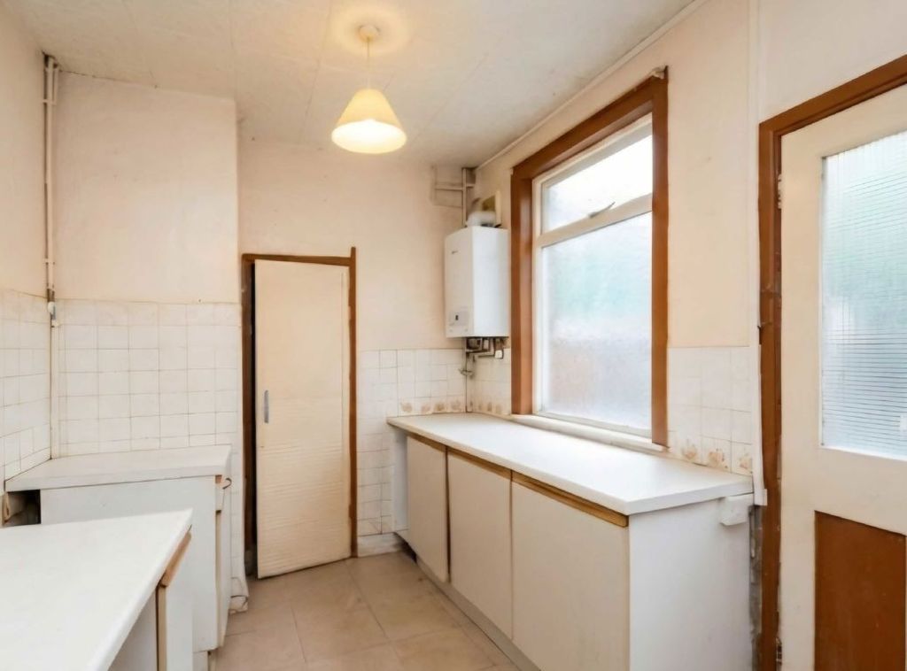 Property photo 3 of 4