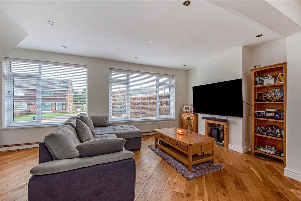 Property photo 2 of 24 Photo 03-02-2026, 02 23 08.Jpg