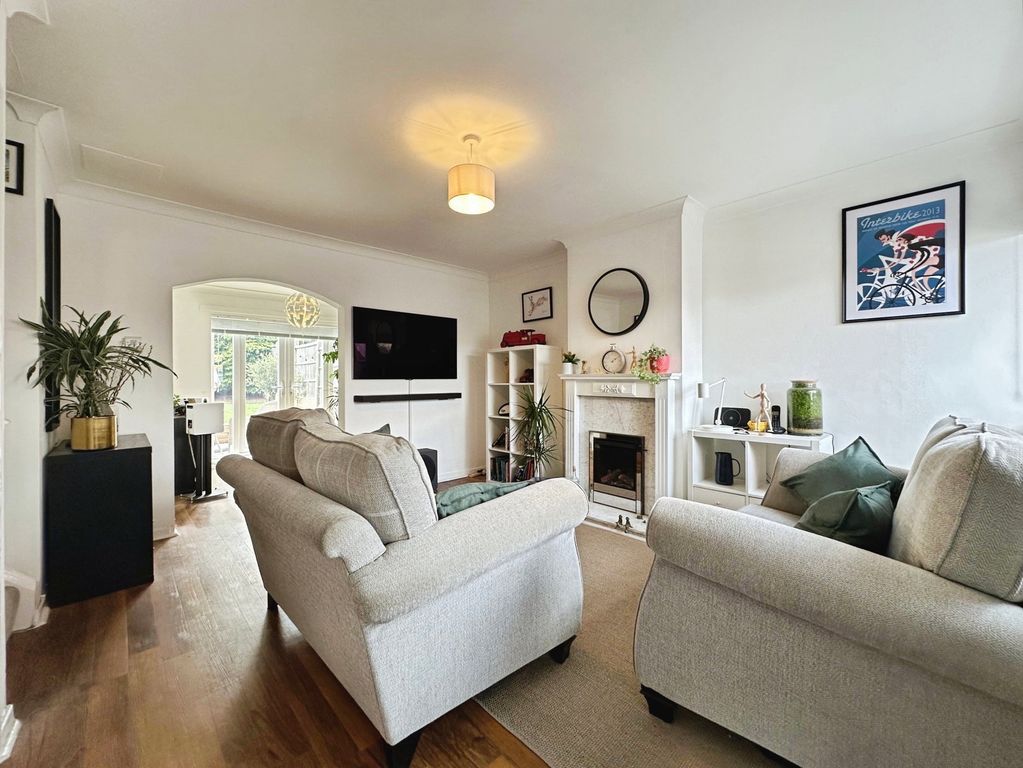 Property photo 3 of 47