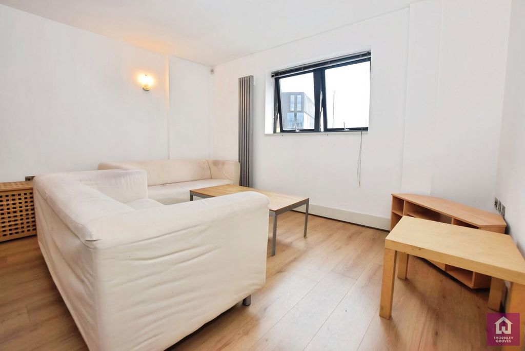 Property photo 2 of 16 Pbox-Img.Jpg