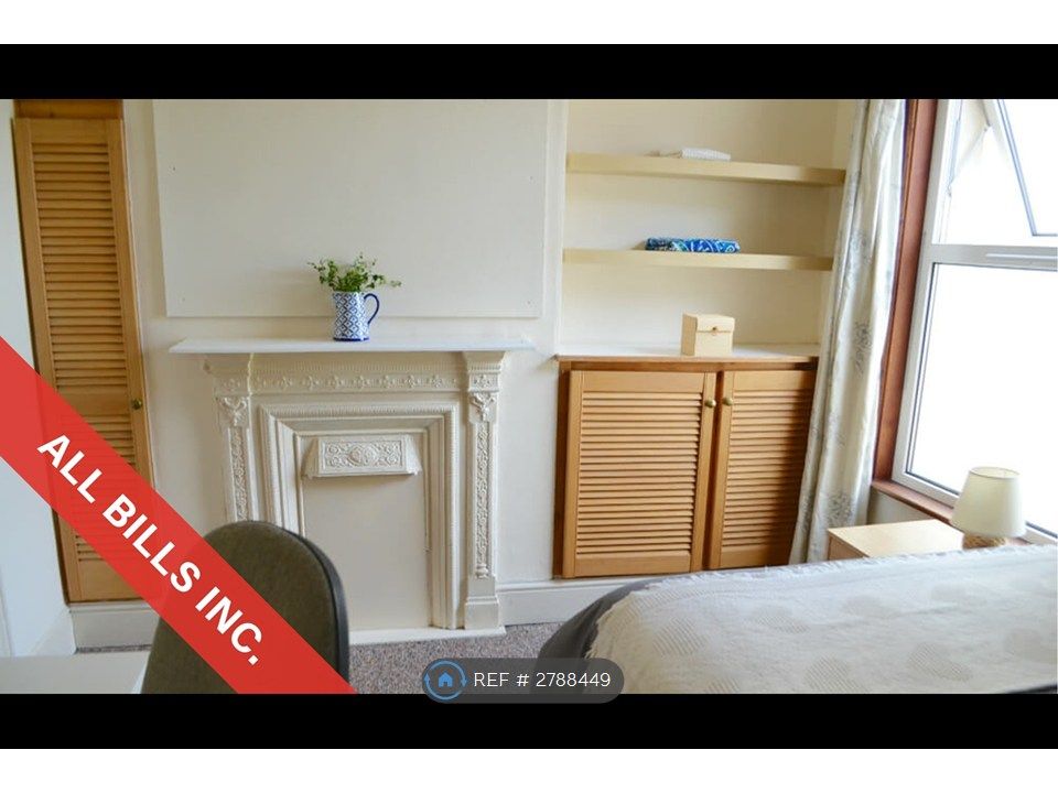 Property photo 1 of 10 Room 3