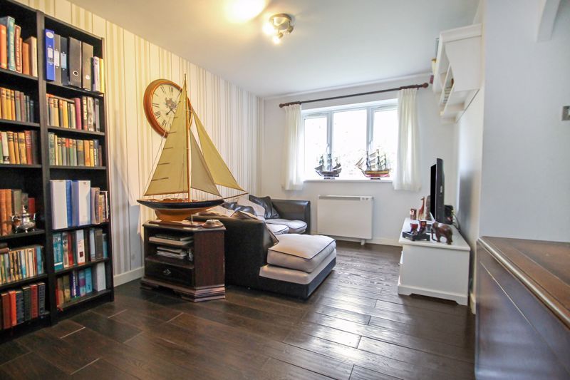 Property photo 3 of 8 Photo 3