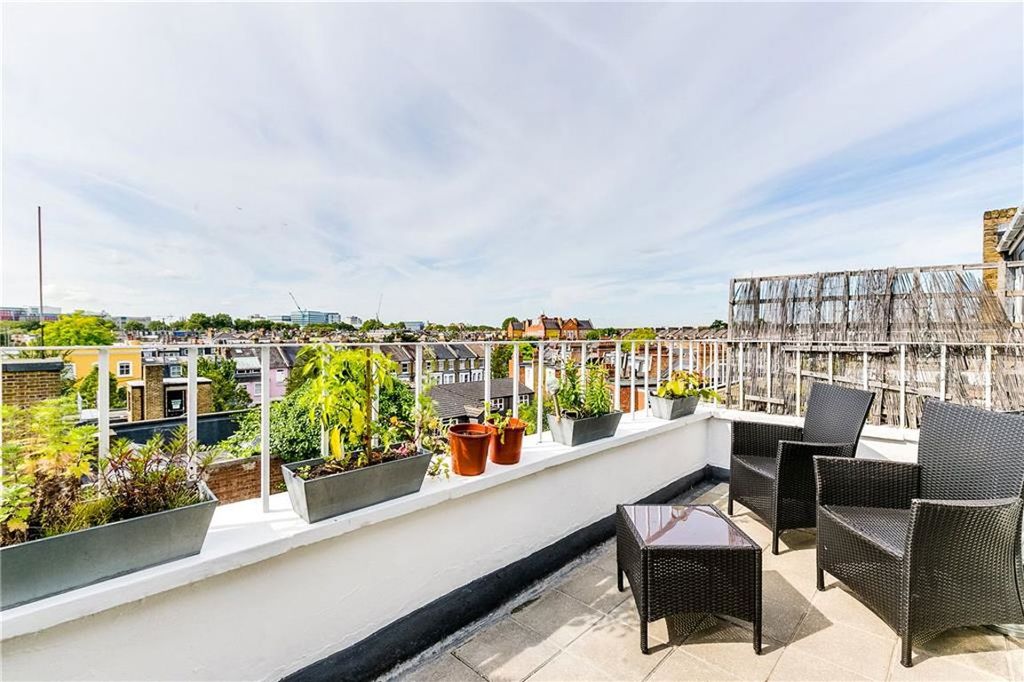 Property photo 2 of 7