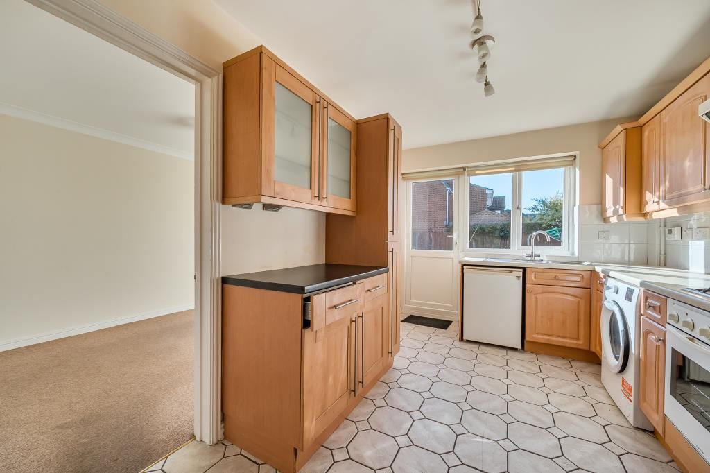 Property photo 2 of 22 Kitchen